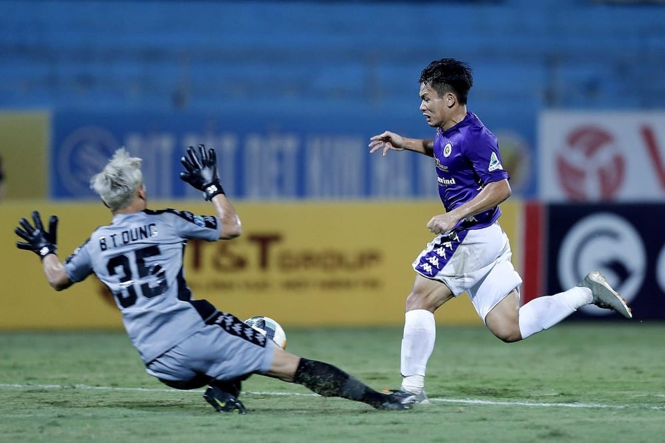 Cơ hội mong manh của thủ môn Bùi Tiến Dũng - 2 Cơ hội mong manh của thủ môn Bùi Tiến Dũng - 2