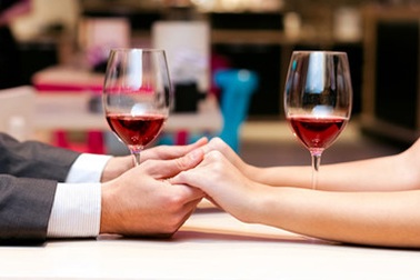 Chi phí hẹn hò ở Hà Nội và TP HCM cao ngất ngưởng so với thế giới