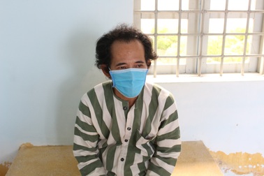 Bắt tạm giam “yêu râu xanh” nhiều lần hiếp dâm bé gái 13 tuổi