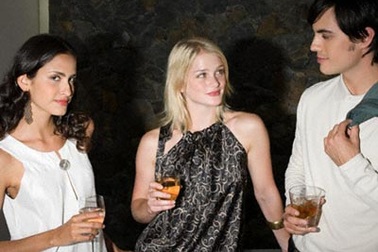 Bi hài chuyện vợ quản chồng cùng cơ quan 