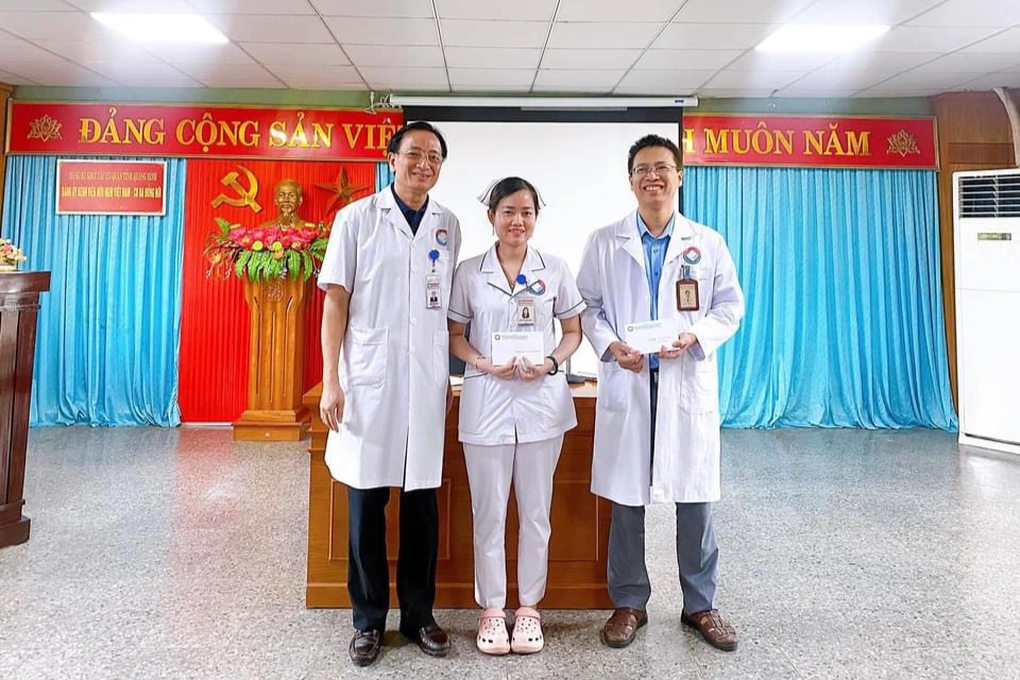 Thưởng nóng nữ điều dưỡng chạy đua với thời gian, cứu bệnh nhân sốc phản vệ - 1