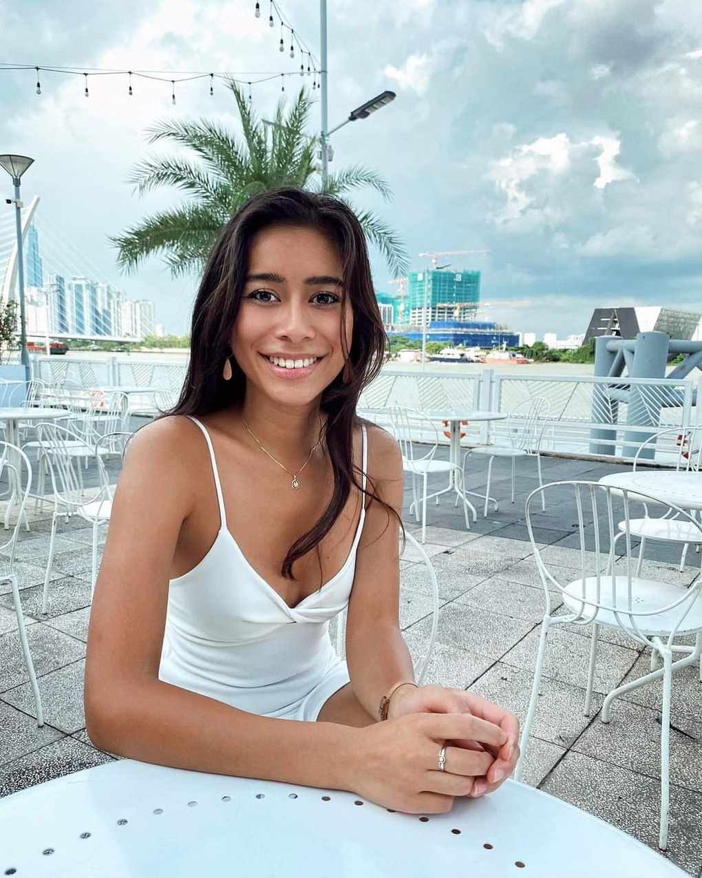 Hy hữu: Cô gái Pháp tìm được gia đình ở Việt Nam nhờ cộng đồng mạng - 5 Hy hữu: Cô gái Pháp tìm được gia đình ở Việt Nam nhờ cộng đồng mạng - 5