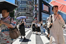 Nắng nóng kéo dài bất thường ở Nhật Bản