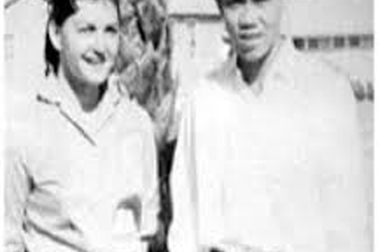 Kỳ 1: "Hoa trong tuyến lửa"