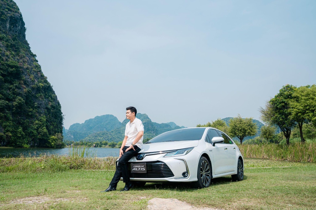 Toyota Corolla Altis 2022 ghi điểm ở ngoại hình và công nghệ - 1 Toyota Corolla Altis 2022 ghi điểm ở ngoại hình và công nghệ - 1