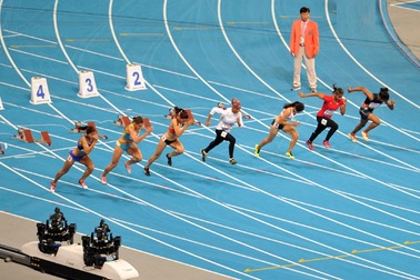 Vũ Thị Hương nói gì trước lượt chạy 100m nữ?