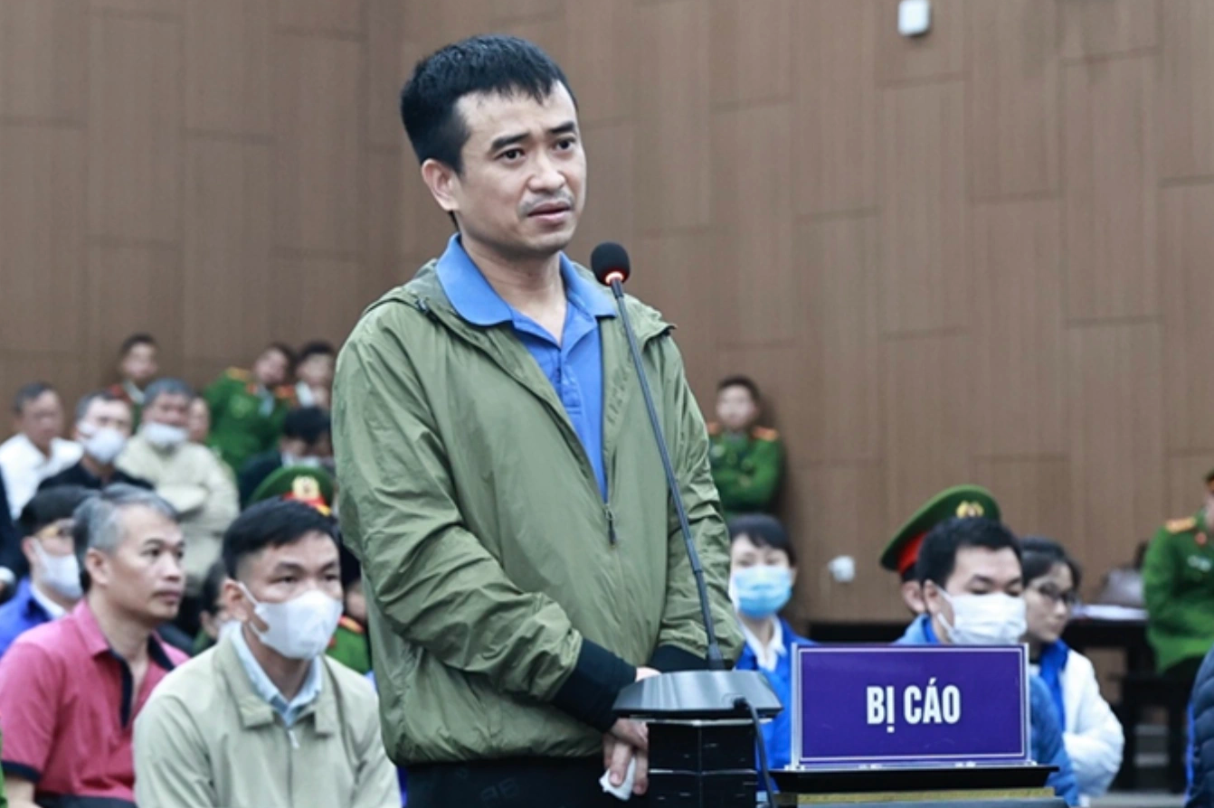 Nhật ký xét xử Việt Á: Phan Quốc Việt và câu chuyện "cảm ơn, hoa hồng"