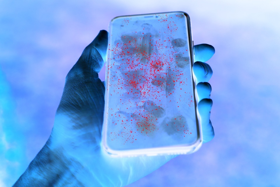 Mua smartphone cũ liệu có nguy cơ lây Covid-19? - 1 Mua smartphone cũ liệu có nguy cơ lây Covid-19? - 1