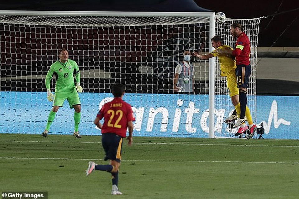 Sergio Ramos và Ansu Fati cùng lập kỷ lục khó tin ở đội tuyển quốc gia - 1 Sergio Ramos và Ansu Fati cùng lập kỷ lục khó tin ở đội tuyển quốc gia - 1