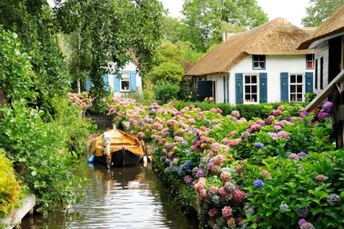 8 thành phố xinh đẹp nơi vắng mặt những chiếc xe ô-tô