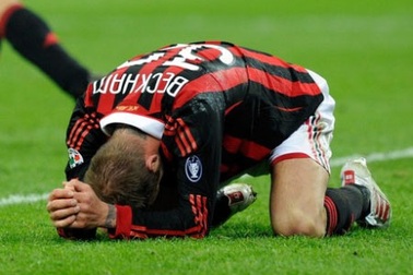 Beckham phải tới Phần Lan để phẫu thuật khẩn cấp