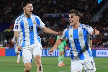 Xác định hai đội vào chung kết World Cup U20