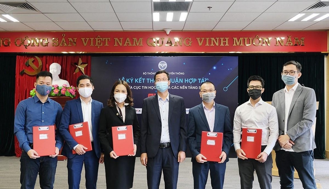 GapoWork, Cốc Cốc, FPT.AI … được vinh danh giải thưởng chuyển đổi số Việt Nam 2021 - 2 GapoWork, Cốc Cốc, FPT.AI … được vinh danh giải thưởng chuyển đổi số Việt Nam 2021 - 2