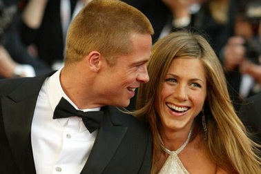 Brad Pitt chủ động liên lạc, muốn làm bạn với Jennifer Aniston