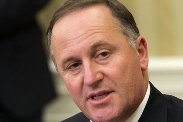 Thủ tướng New Zealand xin lỗi vì giật tóc dân thường