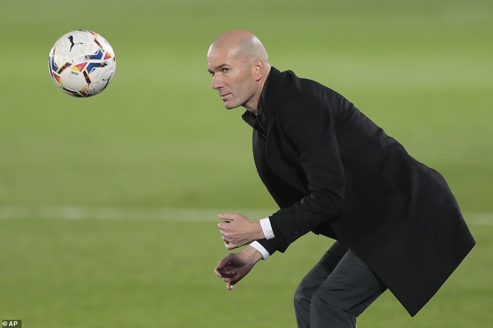 Real Madrid thua đau đớn Alaves ngay tại Bernabeu - 7 Real Madrid thua đau đớn Alaves ngay tại Bernabeu - 7