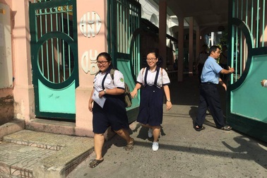 Đề thi và gợi ý giải đề môn Toán lớp 10 THPT của TP.HCM