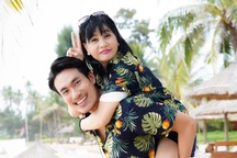 Khoảnh khắc hạnh phúc của Kiều Minh Tuấn - Cát Phượng sau nhiều sóng gió