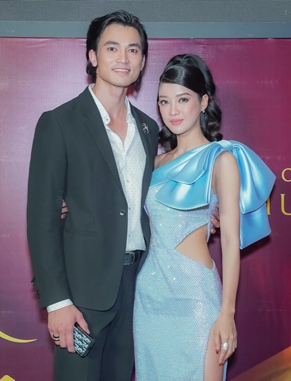 Phương Thanh tiết lộ phải độn ngực phì nhiêu để vào vai Tú Bà - 2 Phương Thanh tiết lộ phải độn ngực phì nhiêu để vào vai Tú Bà - 2