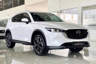CX-5 có giá khởi điểm mới dưới 700 triệu gây áp lực cho Territory, Tucson