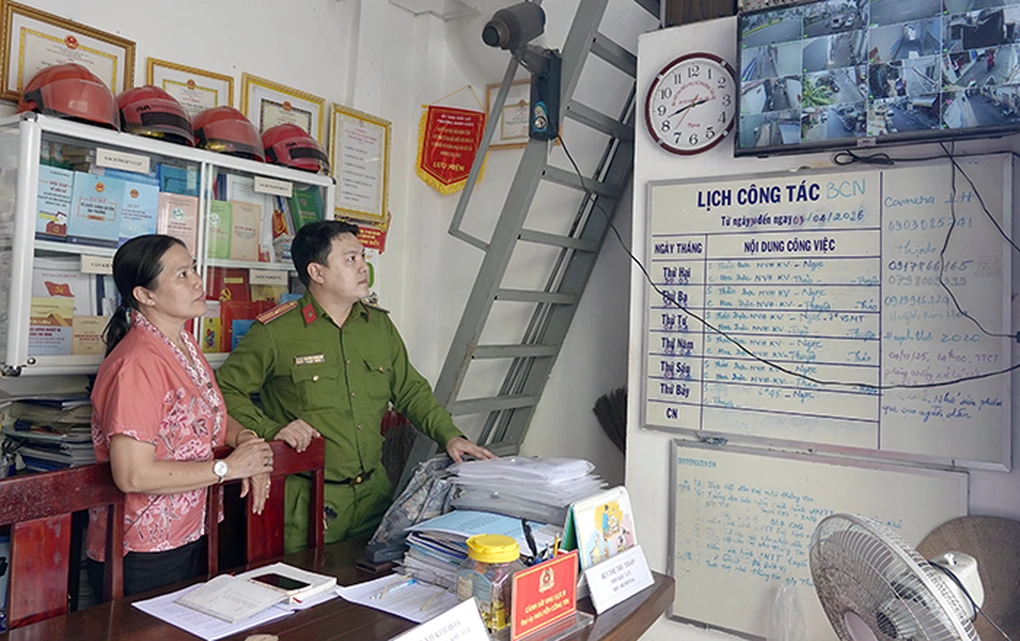 Làm theo gương Bác Hồ - 1 Làm theo gương Bác Hồ - 1