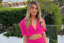 Những bóng hồng hậu phương tài sắc vẹn toàn của tân vương Man City