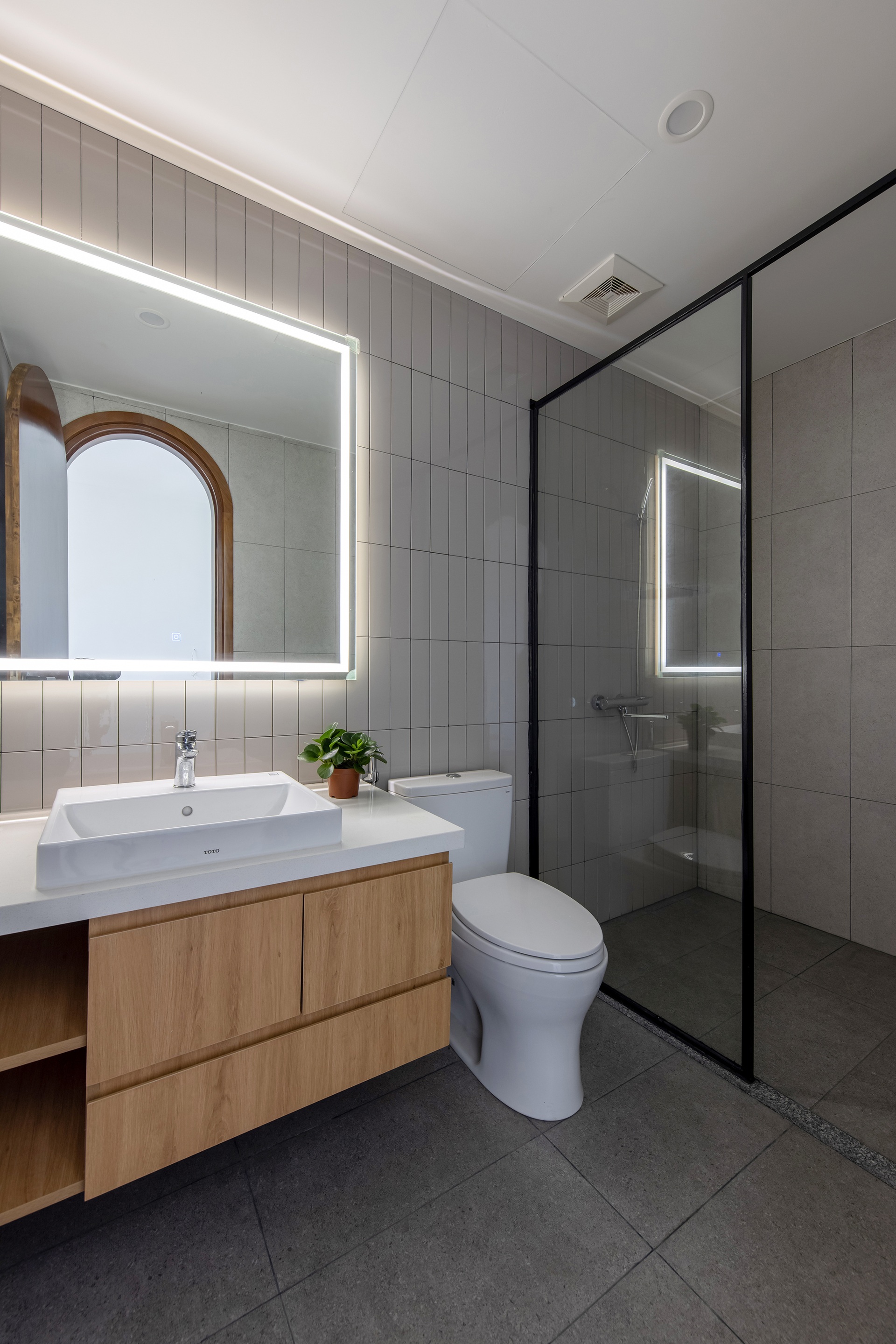 Ngôi nhà 2,4 tỷ đồng ở Quảng Ninh lấy cây xanh làm rào chắn - 18 Ngôi nhà 2,4 tỷ đồng ở Quảng Ninh lấy cây xanh làm rào chắn - 18