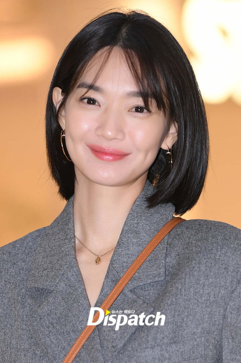 Shin Min Ah: Mỹ nhân “không tuổi” cùng chuyện tình cổ tích với “phi công trẻ” kém 5 tuổi - 12 Shin Min Ah: Mỹ nhân “không tuổi” cùng chuyện tình cổ tích với “phi công trẻ” kém 5 tuổi - 12