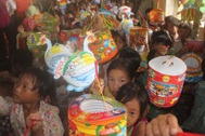 Tết trung thu ở bản "siêu đẻ"