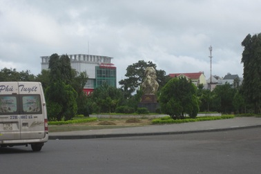 Vụ "kiện hòn đá”: Tòa cho tự thỏa thuận