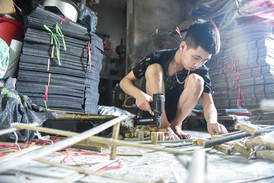 Đột nhập xưởng sản xuất hàng ngàn xe SH vàng mã - 4 Đột nhập xưởng sản xuất hàng ngàn xe SH vàng mã - 4