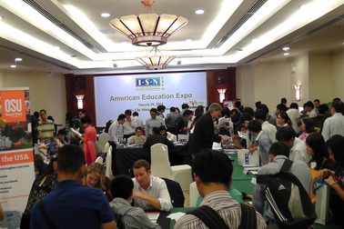 Học bổng hấp dẫn từ 12 trường đại học danh tiếng ở Mỹ