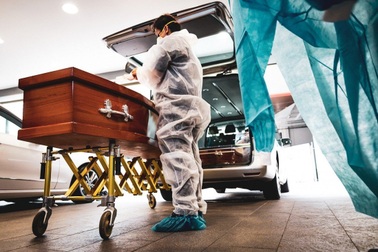 Cách Singapore xử lý thi thể khi người chết vì Covid-19 gia tăng