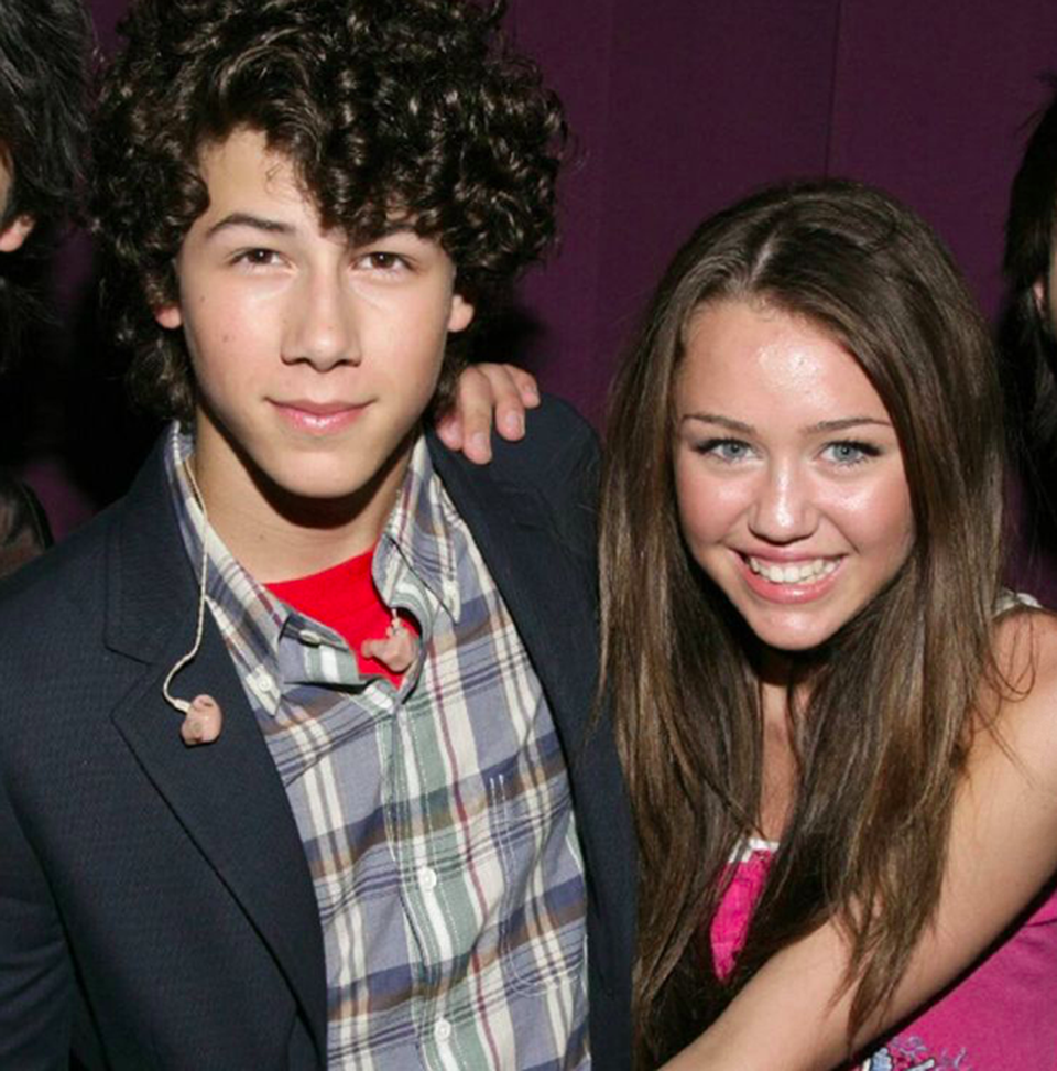 Miley Cyrus qua góc nhìn của... người yêu cũ - 4 Miley Cyrus qua góc nhìn của... người yêu cũ - 4