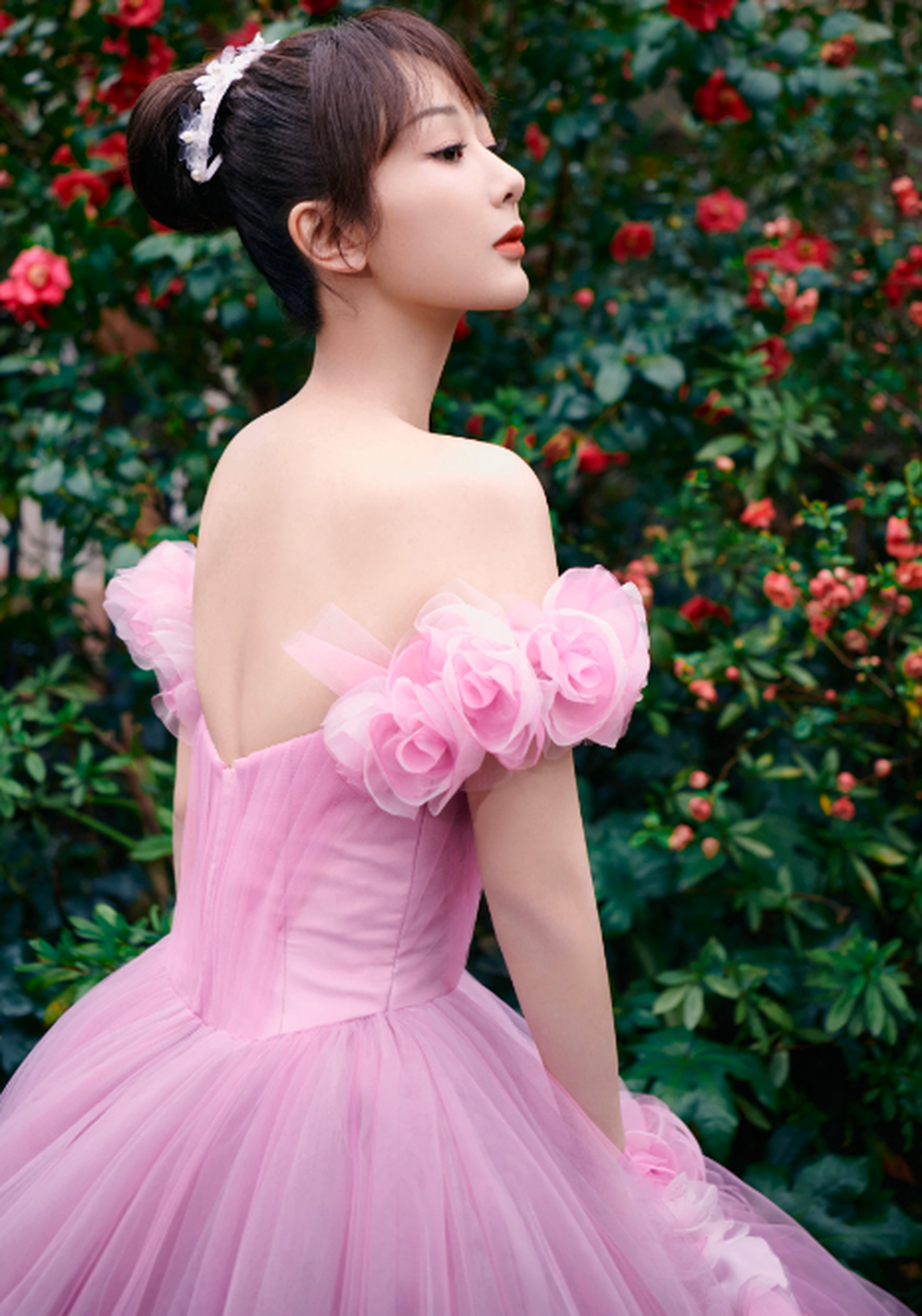 Dàn mỹ nhân Hoa ngữ đọ sắc trong đêm hội thời trang - 7 Dàn mỹ nhân Hoa ngữ đọ sắc trong đêm hội thời trang - 7