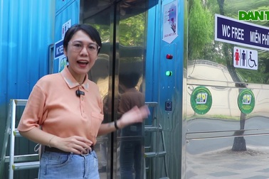 Nhà vệ sinh công cộng tự động đầu tiên ở TPHCM