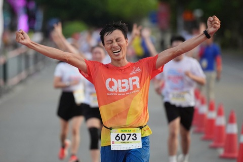 Khoảnh khắc ấn tượng, chạm cảm xúc cùng Quảng Trị International Marathon