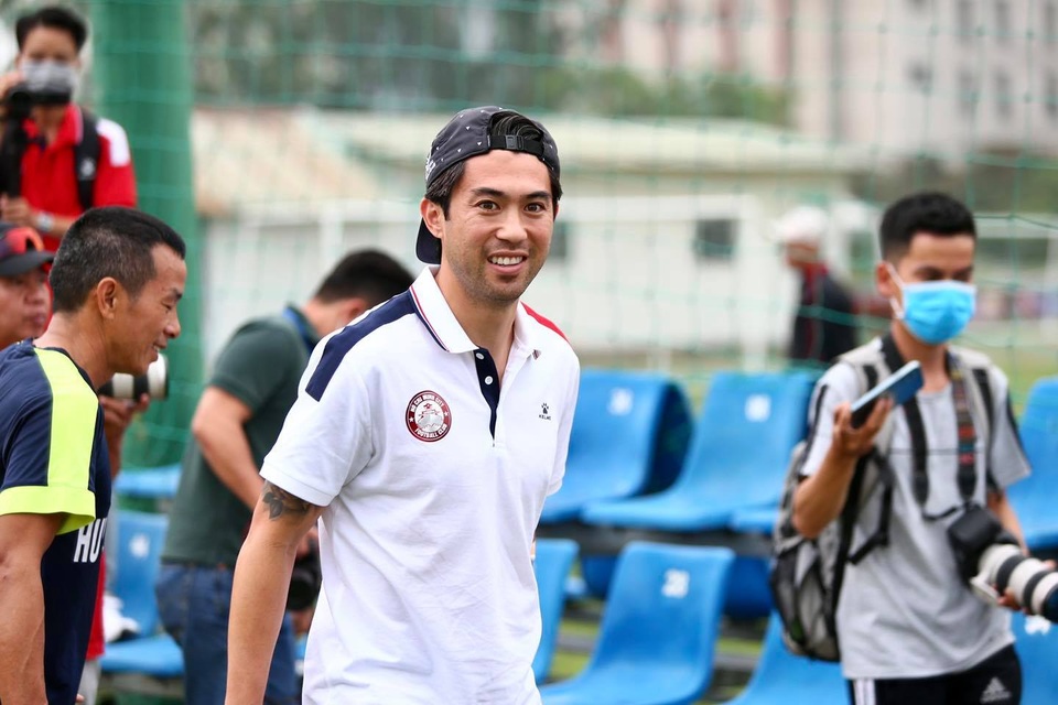 Lee Nguyễn: Tôi hy vọng sẽ vô địch V-League - 1 Lee Nguyễn: Tôi hy vọng sẽ vô địch V-League - 1