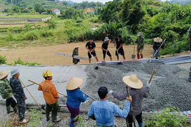 Năm 2023 Lạng Sơn xây dựng trên 350km đường bê tông nông thôn