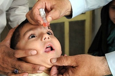 WHO: Các nhà sản xuất vắc-xin bại liệt không sản xuất đủ liều yêu cầu