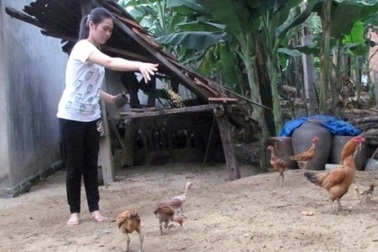 Nỗi lo của cô thủ khoa mồ côi nơi đại ngàn