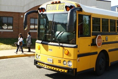 CIA để quên thiết bị nổ trên xe chở học sinh