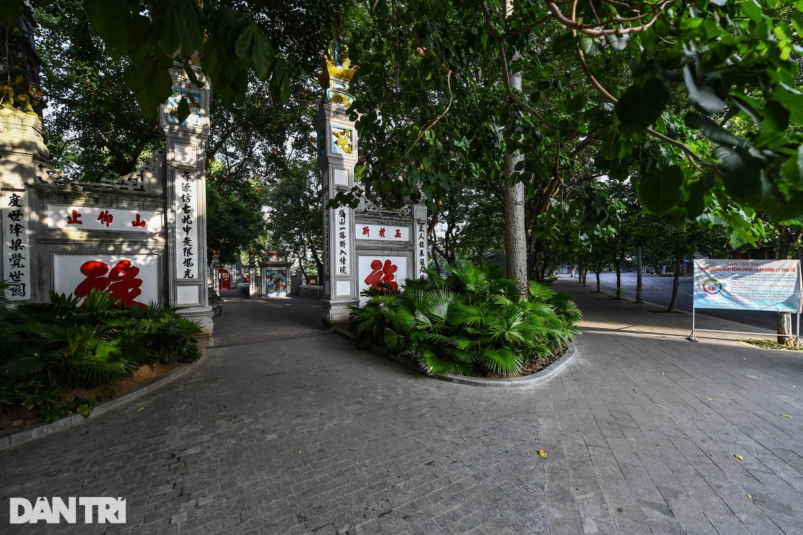 Hình ảnh đường phố Hà Nội ngày đầu thực hiện Công điện 15 - 2 Hình ảnh đường phố Hà Nội ngày đầu thực hiện Công điện 15 - 2