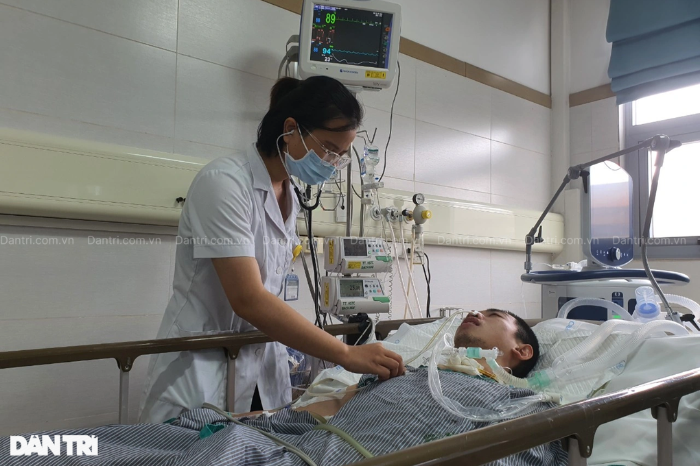 Nam sinh y khoa được giúp đỡ hơn 700 triệu đồng, gia đình gửi lời cảm ơn - 2 Nam sinh y khoa được giúp đỡ hơn 700 triệu đồng, gia đình gửi lời cảm ơn - 2