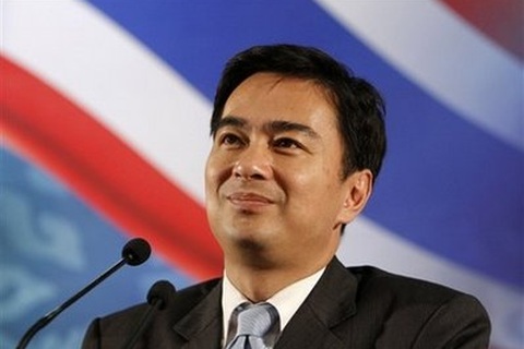 Thái Lan gia hạn lệnh khẩn cấp, đồng ý sửa đổi hiến pháp