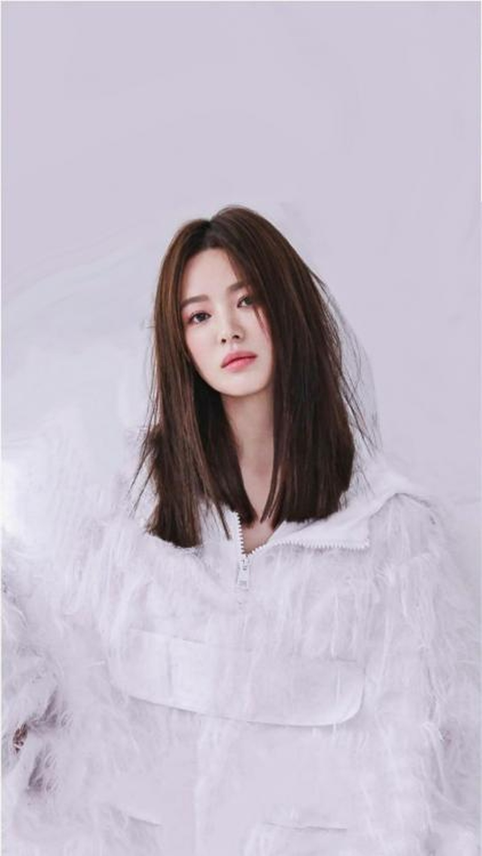 Song Hye Kyo hậu ly hôn: “Tôi thích một mình lúc nửa đêm” - 1 Song Hye Kyo hậu ly hôn: “Tôi thích một mình lúc nửa đêm” - 1