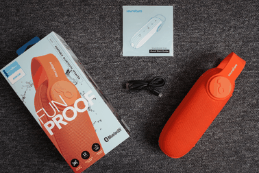 Chiếc loa dành cho những chuyến chơi xa Anker SoundCore iCon 10W