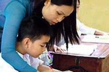 Đề nghị tăng lương cho giáo viên: Tăng bằng nguồn nào?