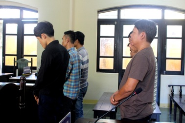 Tuyên phạt nhóm đánh bạc qua mạng hơn chục tỷ đồng