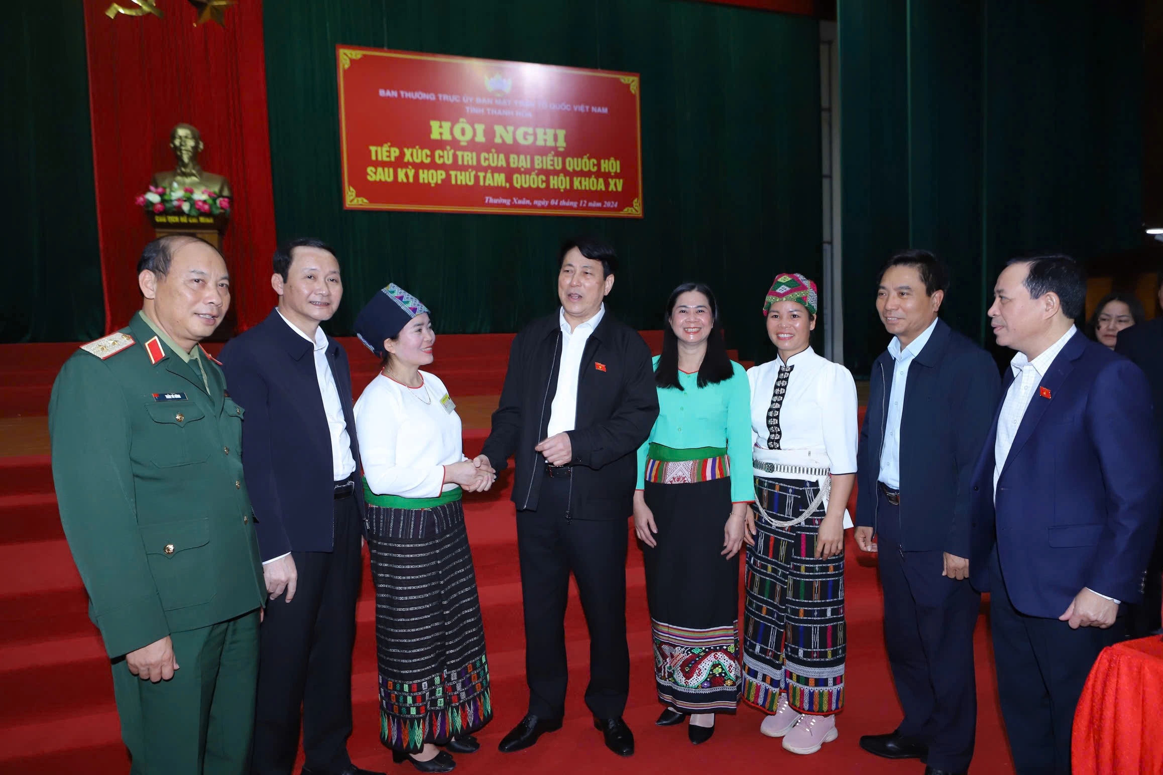 Chủ tịch nước: Sắp xếp bộ máy làm có lý có tình vì liên quan đến con người - 3 Chủ tịch nước: Sắp xếp bộ máy làm có lý có tình vì liên quan đến con người - 3